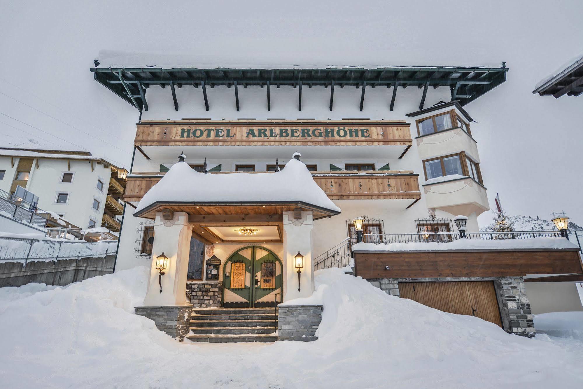 Hotel Arlberghoehe Sankt Christoph Am Arlberg Exterior photo